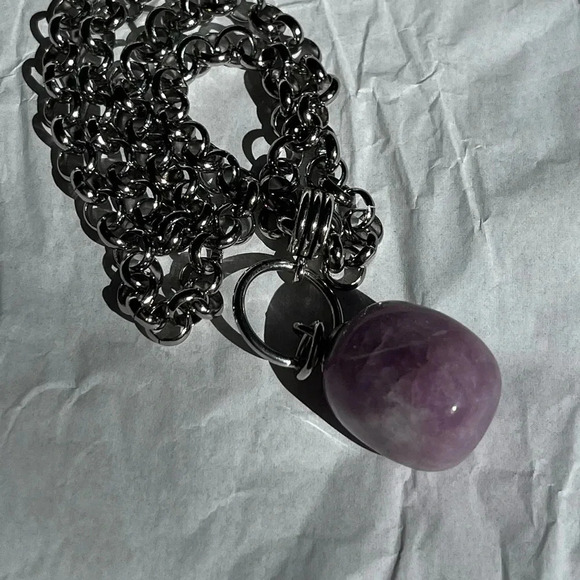 BVG inspired chain necklace w/ lepidolite gemstone pendant - Picture 9 of 12